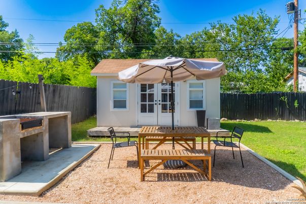 Backyard, Exterior