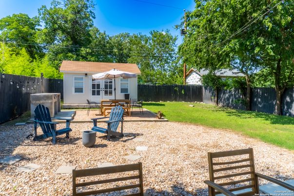 Backyard, Exterior