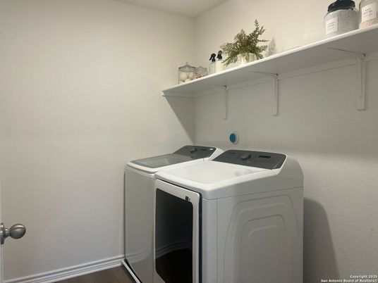 Interior, Washer
