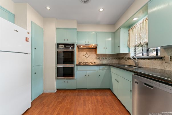 Interior, Kitchen, Recessed Lighting, Stainless Steel Appliances, Wood Texture Flooring