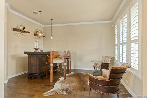 Interior, Pendant Lights, Wood Texture Flooring