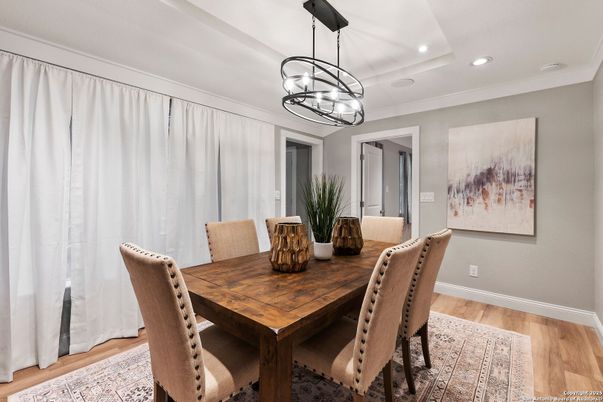 Chandelier, Dining room, Interior, Pendant Lights, Recessed Lighting, Wood Texture Flooring