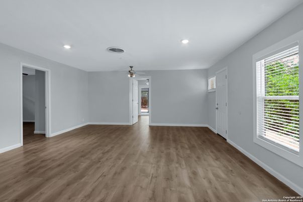 Empty room, Interior, Recessed Lighting, Wood Texture Flooring