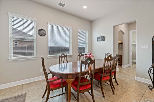 Dining room, Interior, Recessed Lighting