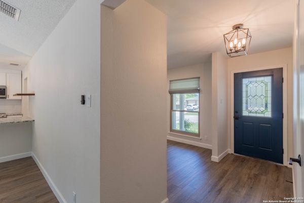 Interior, Pendant Lights, Wood Texture Flooring