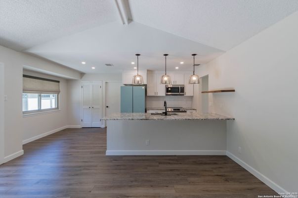 Interior, Kitchen, Pendant Lights, Recessed Lighting, Wood Texture Flooring