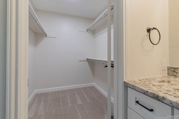 Interior, Walk-in Closets