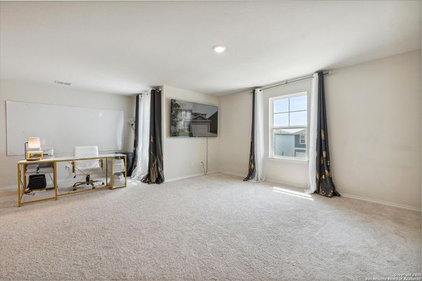 Empty room, Home Office, Interior, Recessed Lighting