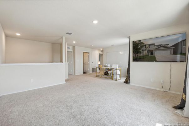 Empty room, Interior, Recessed Lighting