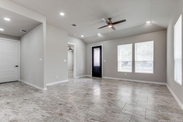 Empty room, Interior, Marble, Recessed Lighting
