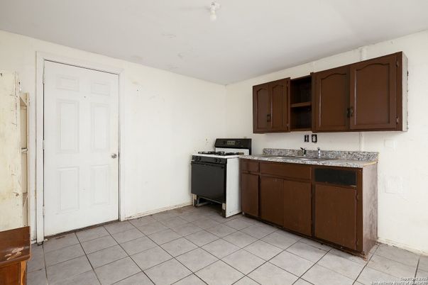 Interior, Kitchen