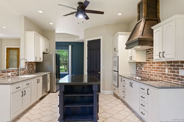 Interior, Kitchen, Recessed Lighting
