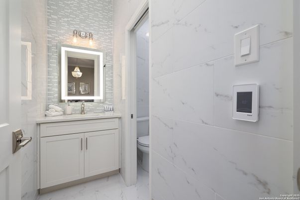 Bathroom, Interior, Marble, Marble Walls