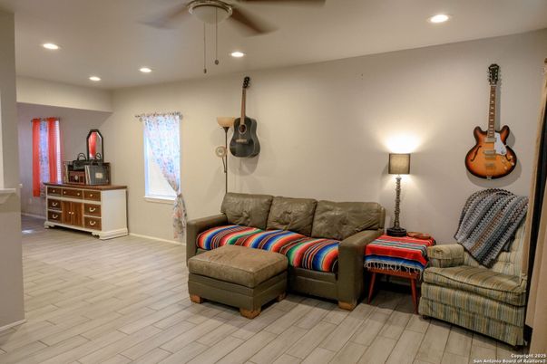 Interior, Living room, Recessed Lighting, Wood Texture Flooring