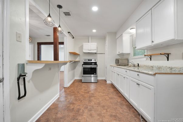 Interior, Kitchen, Pendant Lights, Recessed Lighting, Stainless Steel Appliances