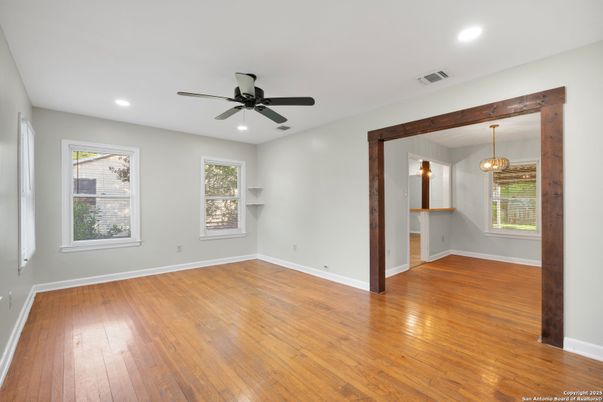 Empty room, Interior, Pendant Lights, Recessed Lighting, Wood Texture Flooring
