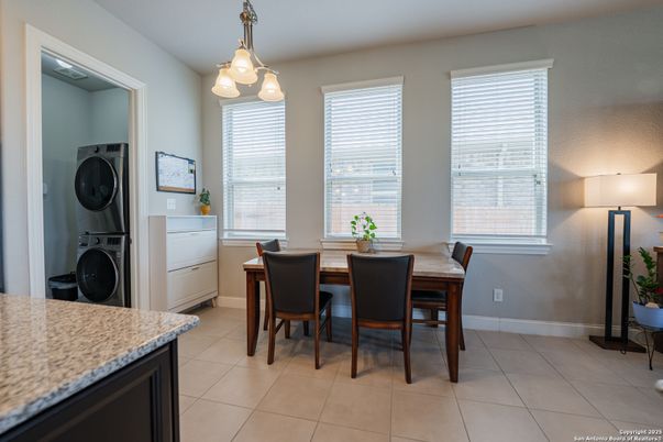 Dining room, Interior, Pendant Lights, Washer