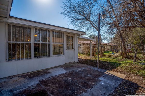 Backyard, Exterior