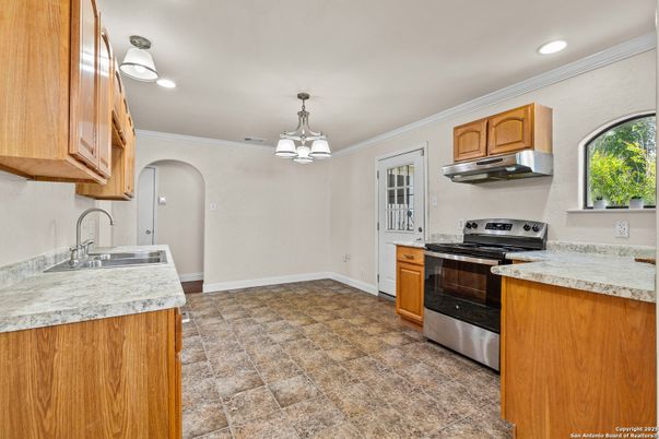Interior, Kitchen, Pendant Lights, Recessed Lighting, Stainless Steel Appliances