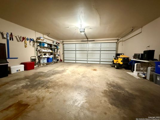 Garage, Interior