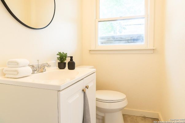 Bathroom, Interior