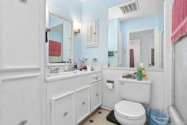 Bathroom, Interior