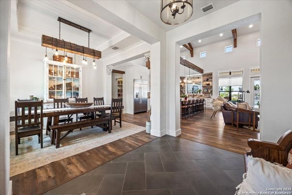 Dining room, Interior, Living room, Pendant Lights, Recessed Lighting, Wood Texture Flooring