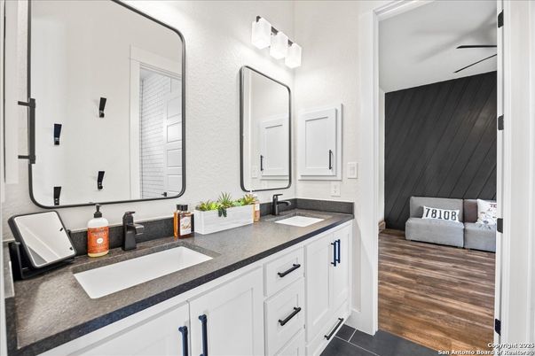 Bathroom, Dual Sink Vanities, Interior, Wood Texture Flooring