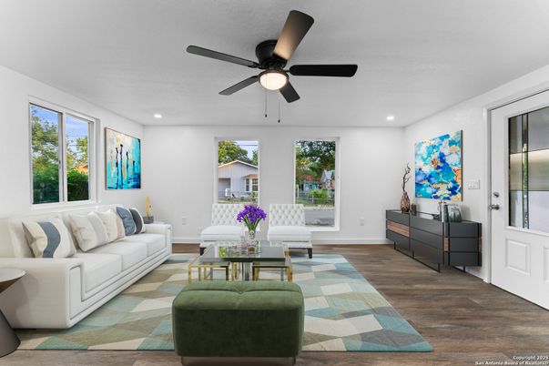 Interior, Living room, Recessed Lighting, Wood Texture Flooring