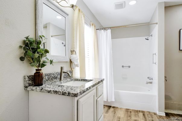 Bathroom, Interior, Recessed Lighting, Wood Texture Flooring