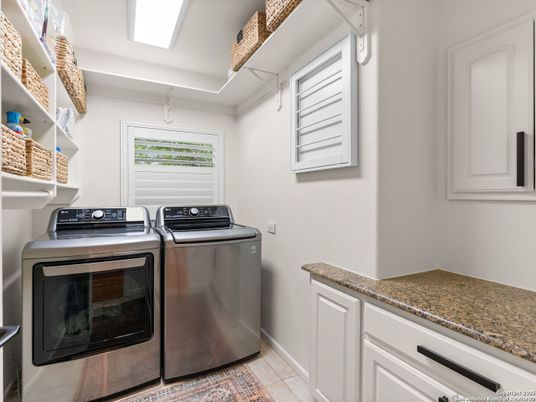 Interior, Washer