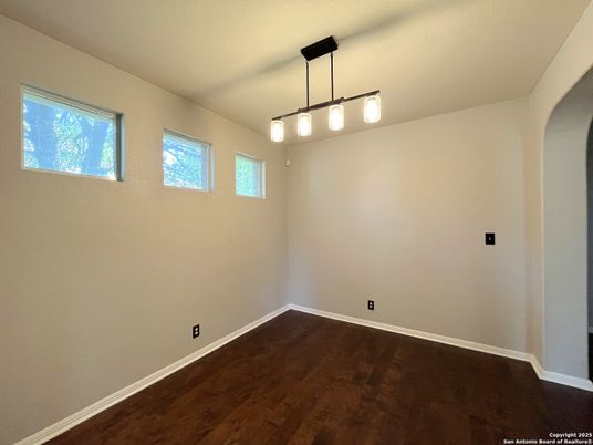 Empty room, Interior, Pendant Lights, Wood Texture Flooring