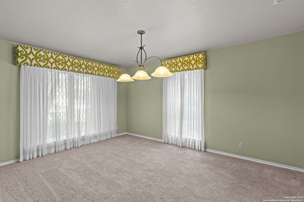 Empty room, Interior, Pendant Lights