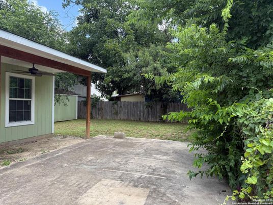 Backyard, Exterior