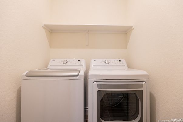 Interior, Washer