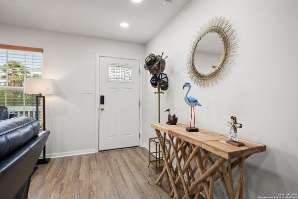 Interior, Recessed Lighting, Wood Texture Flooring