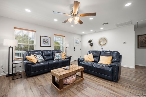 Interior, Living room, Recessed Lighting, Wood Texture Flooring