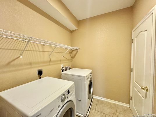 Interior, Washer