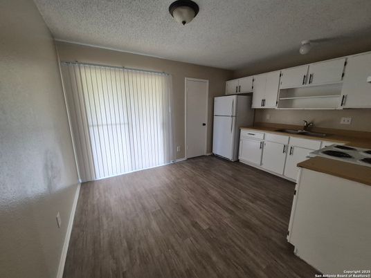Interior, Kitchen, Wood Texture Flooring