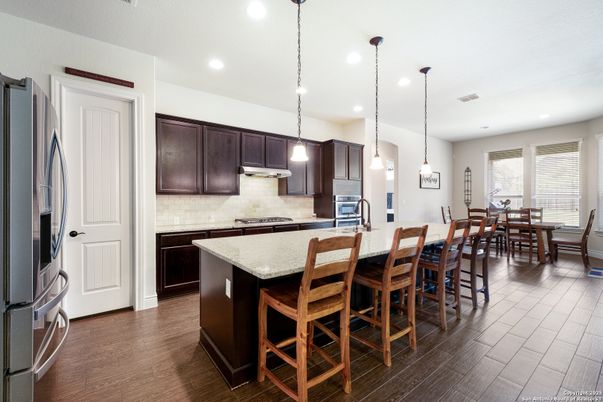 Dining room, Interior, Kitchen, Pendant Lights, Recessed Lighting, Wood Texture Flooring