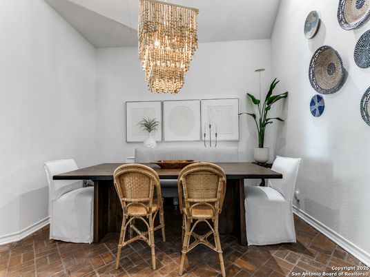 Chandelier, Dining room, Interior