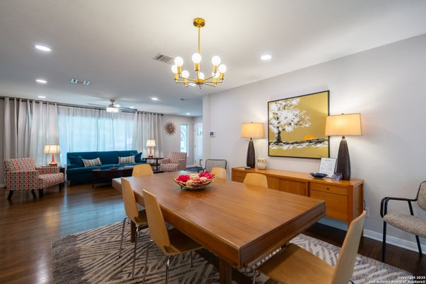 Chandelier, Dining room, Interior, Living room, Recessed Lighting, Wood Texture Flooring