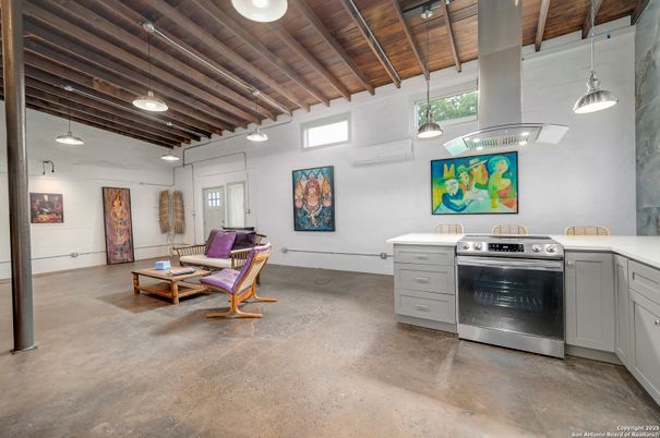 Interior, Pendant Lights, Washer, Wooden Beams, Wooden Ceilings