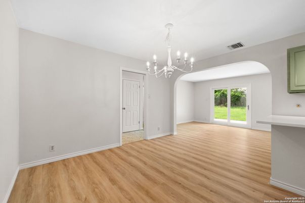 Chandelier, Empty room, Interior, Wood Texture Flooring