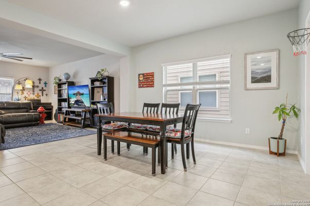 Dining room, Interior, Living room, Recessed Lighting