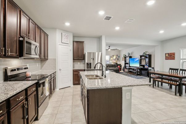 Dining room, Interior, Kitchen, Recessed Lighting, Stainless Steel Appliances