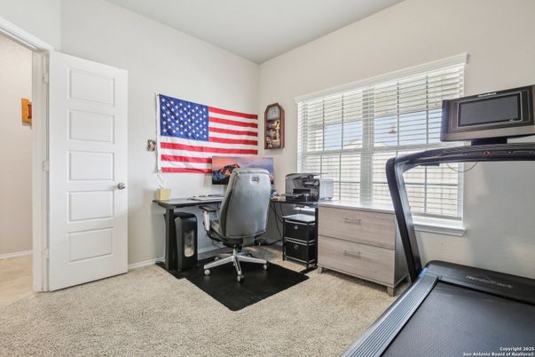 Home Office, Interior