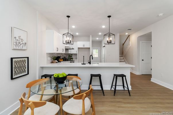 Dining room, Interior, Kitchen, Pendant Lights, Recessed Lighting, Wood Texture Flooring
