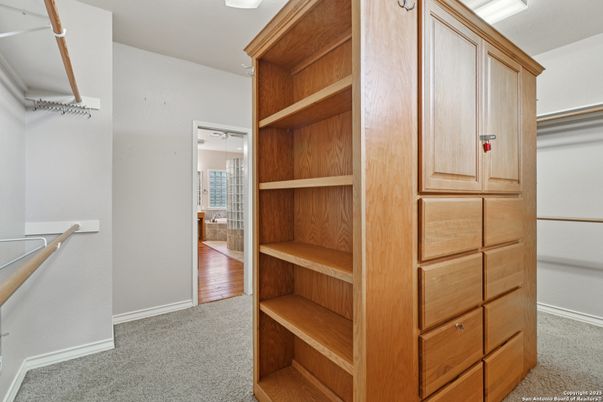 Interior, Walk-in Closets