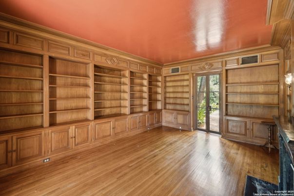 Empty room, Interior, Wood Texture Flooring, Wooden Walls